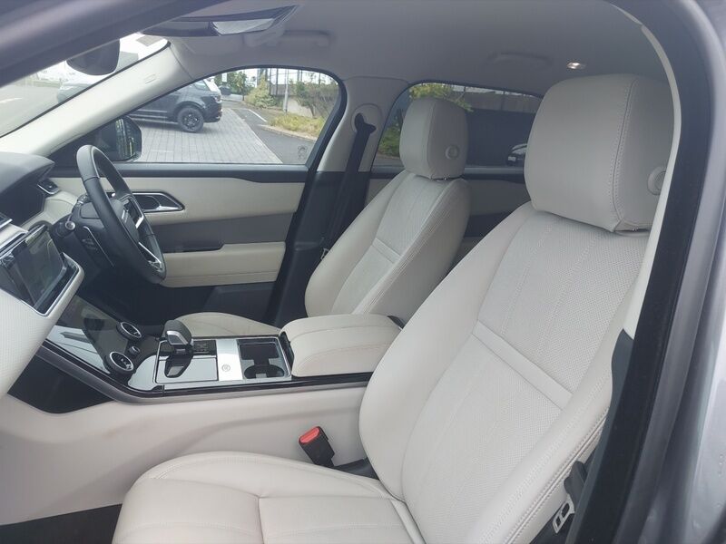 More views of Land Rover Range Rover Velar