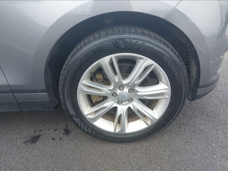 More views of Land Rover Range Rover Velar