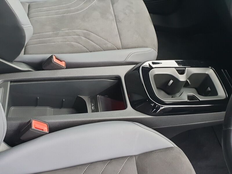 More views of Volkswagen ID.4