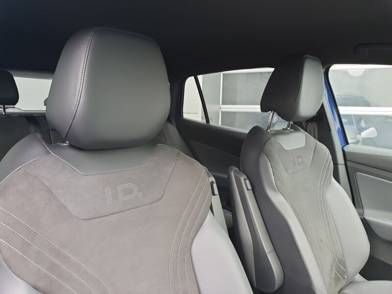 More views of Volkswagen ID.4