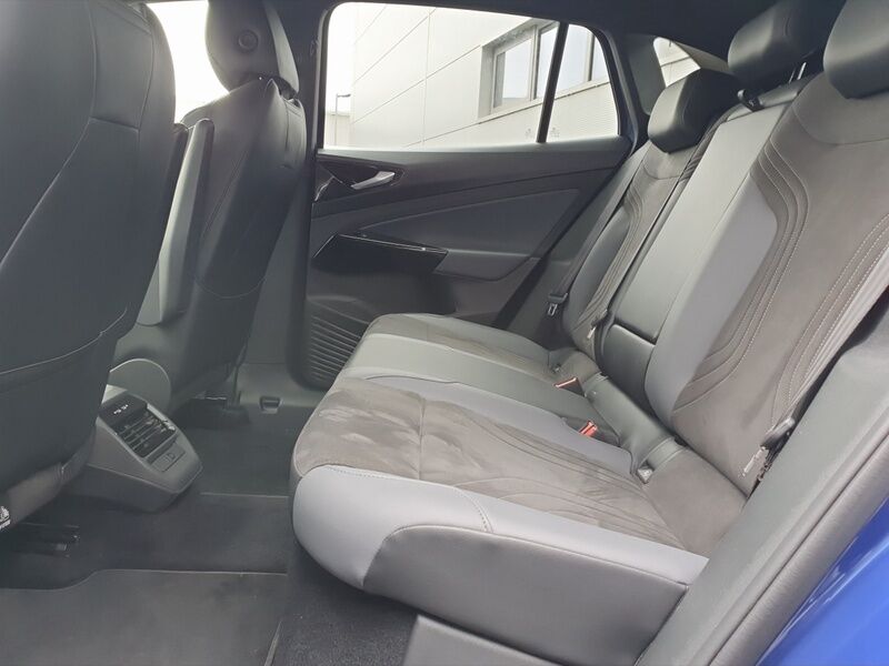 More views of Volkswagen ID.4