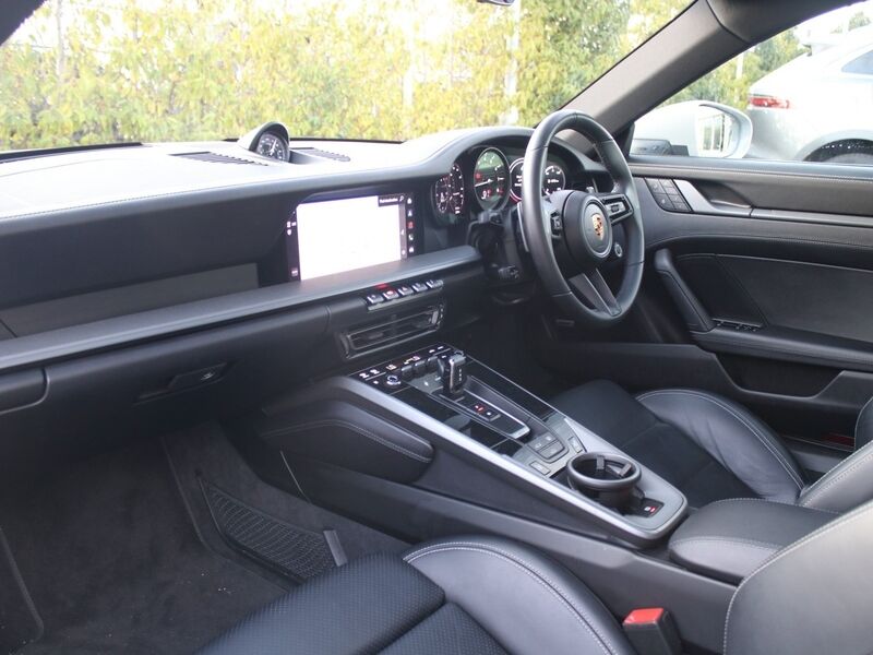 More views of Porsche 911