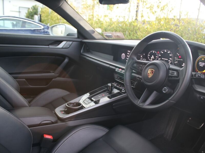 More views of Porsche 911