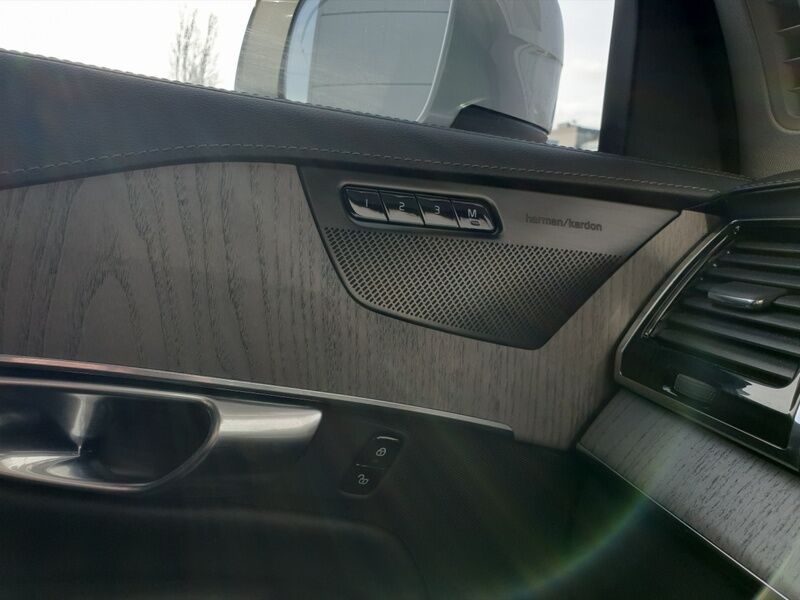 More views of Volvo XC90