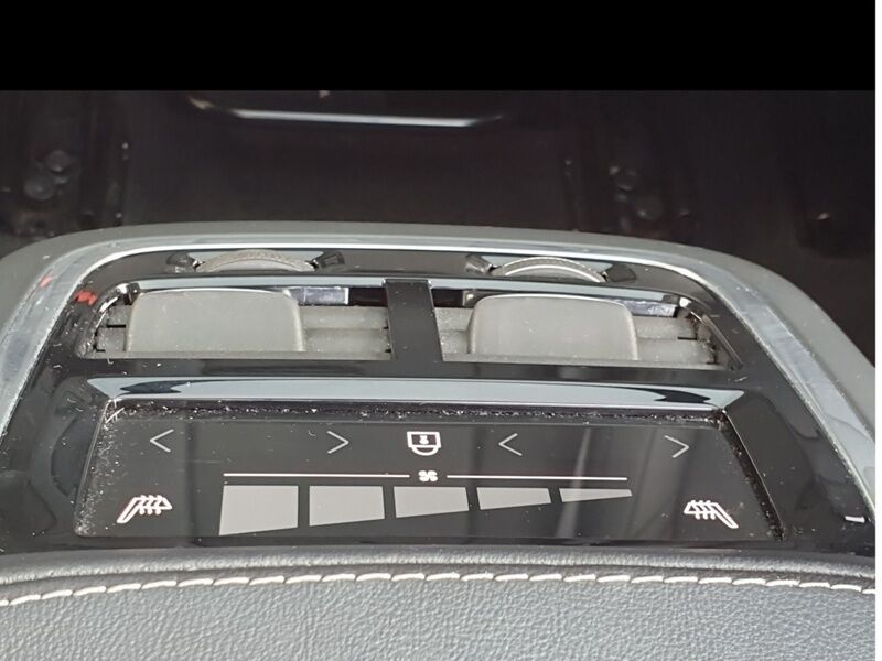 More views of Volvo XC90