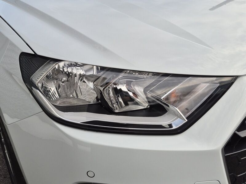 More views of Audi A1