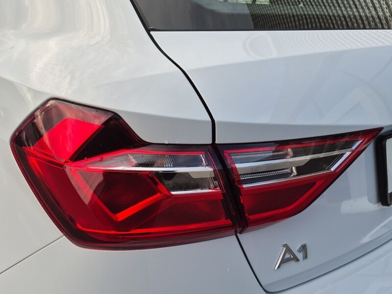 More views of Audi A1