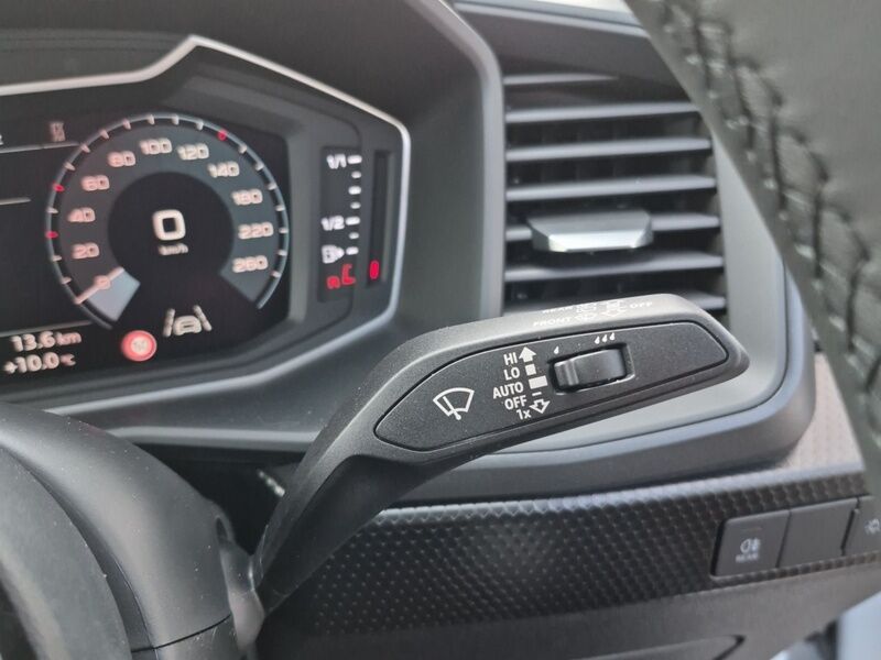 More views of Audi A1