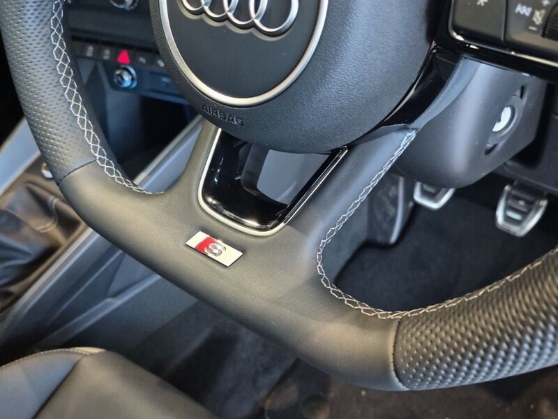 More views of Audi A1