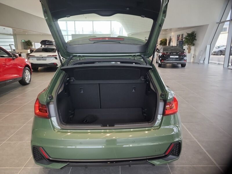 More views of Audi A1