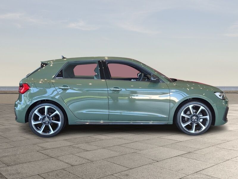 More views of Audi A1