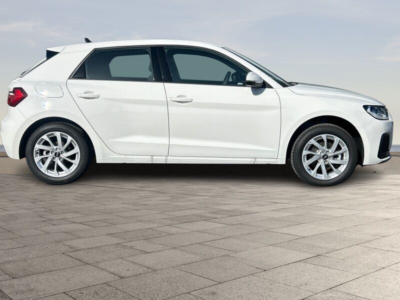 More views of Audi A1