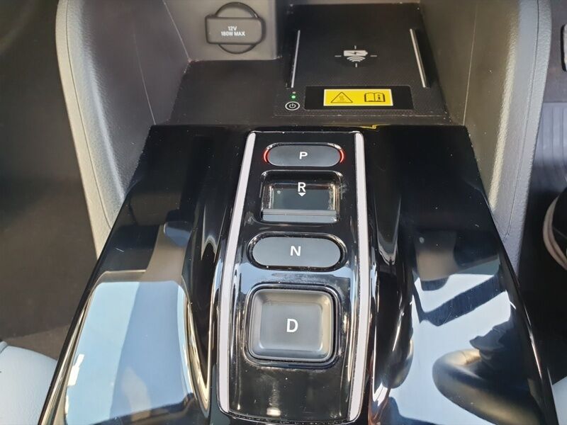 More views of Honda e:Ny1