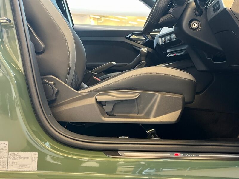 More views of Audi A1