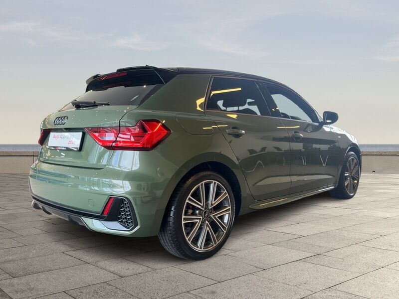More views of Audi A1