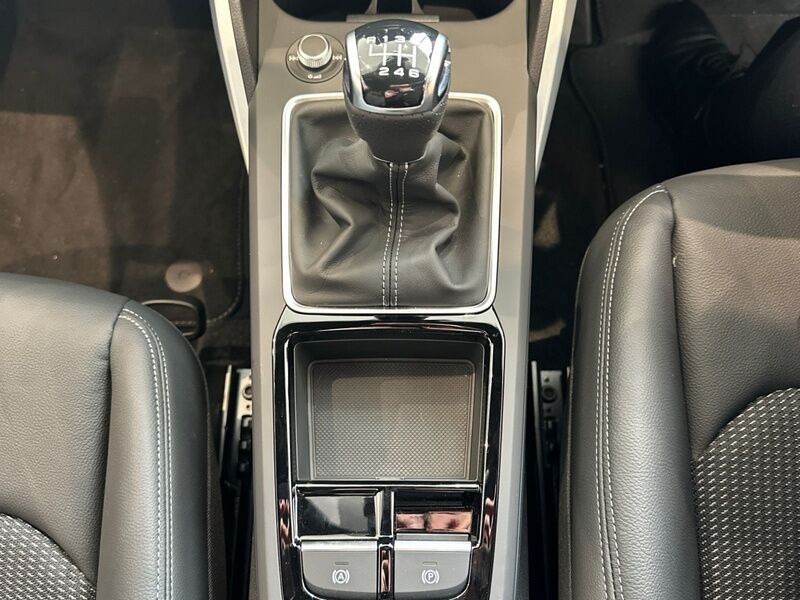 More views of Audi Q2