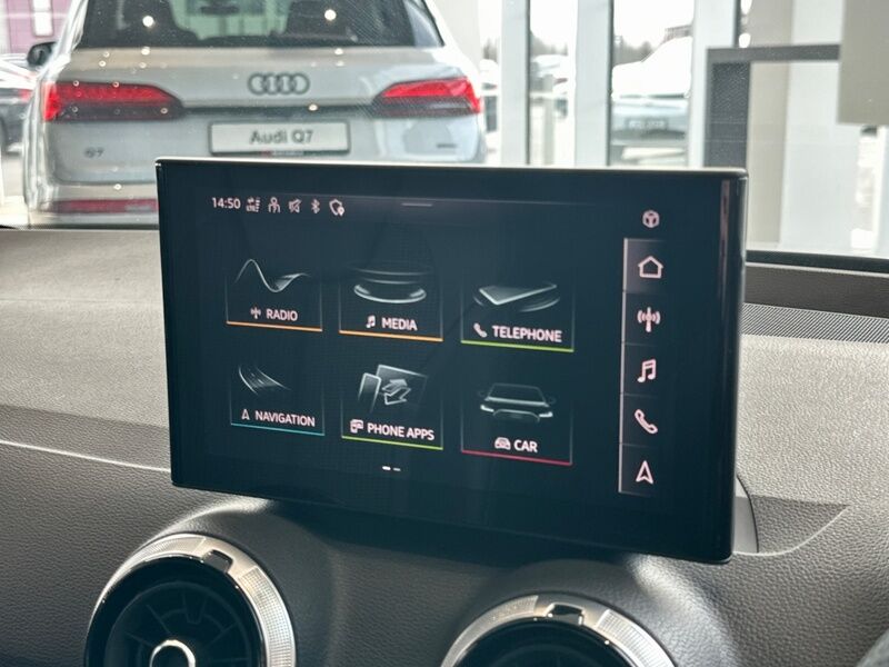 More views of Audi Q2