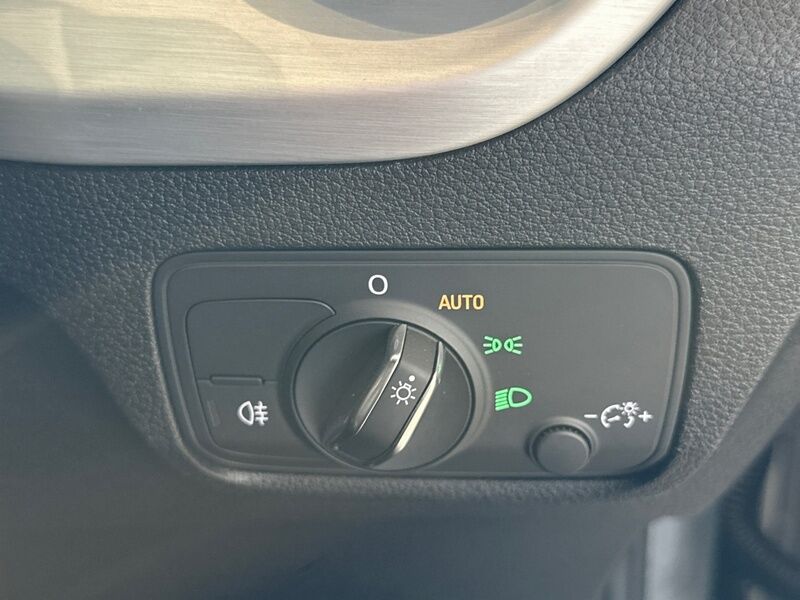 More views of Audi Q2