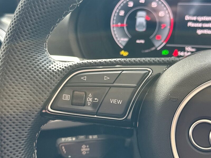 More views of Audi Q2