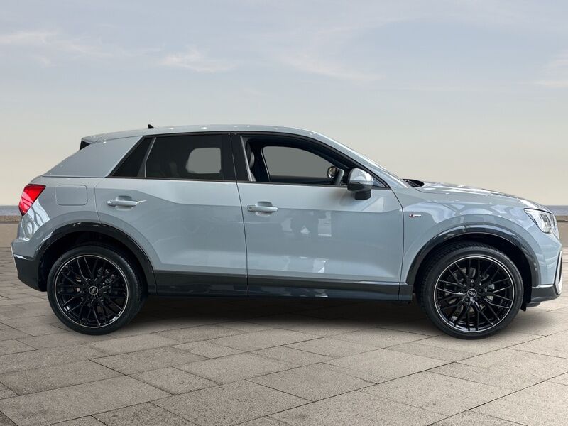 More views of Audi Q2