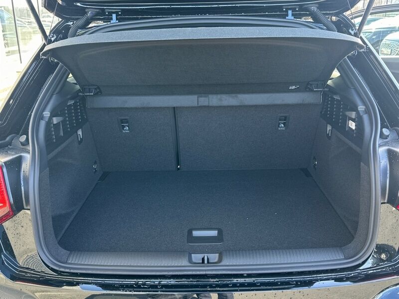 More views of Audi Q2