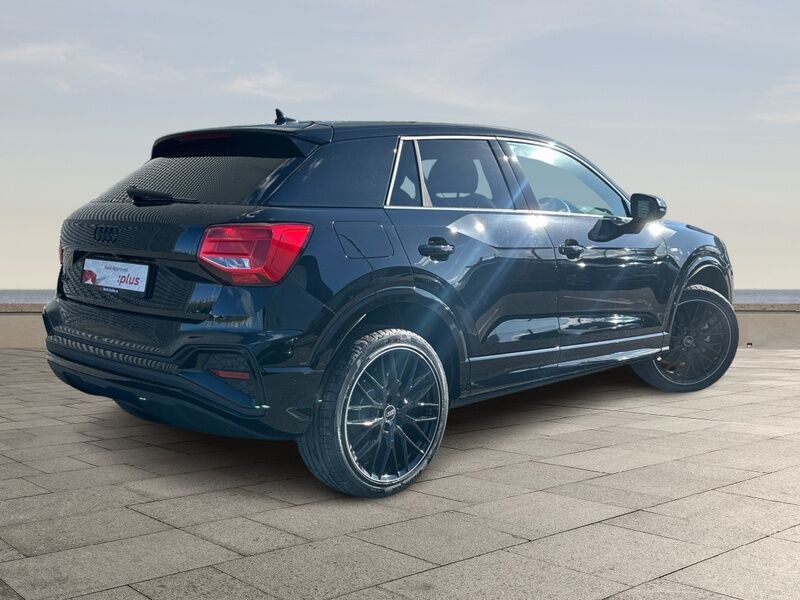 More views of Audi Q2