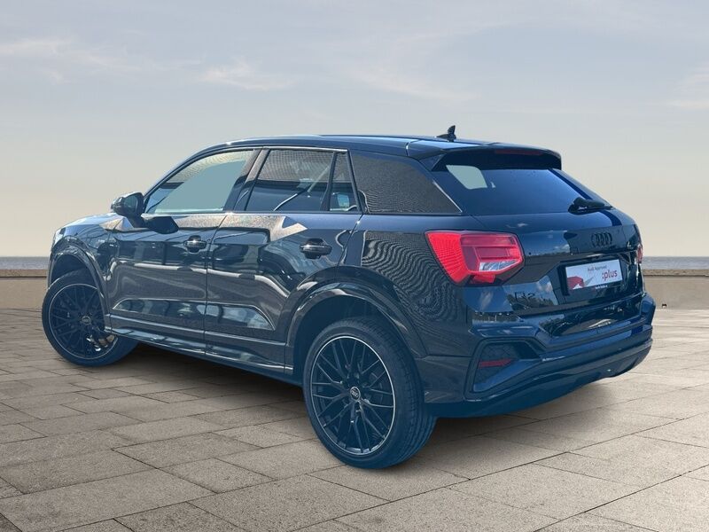 More views of Audi Q2