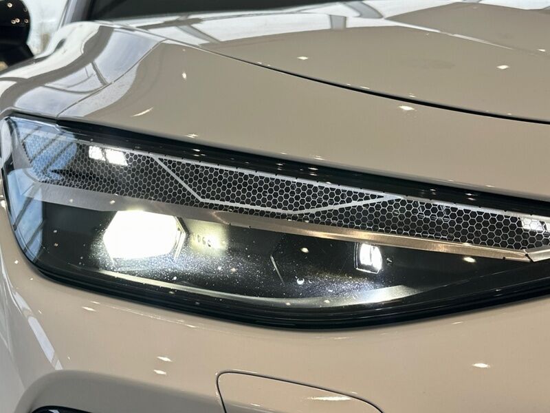 More views of Audi A6