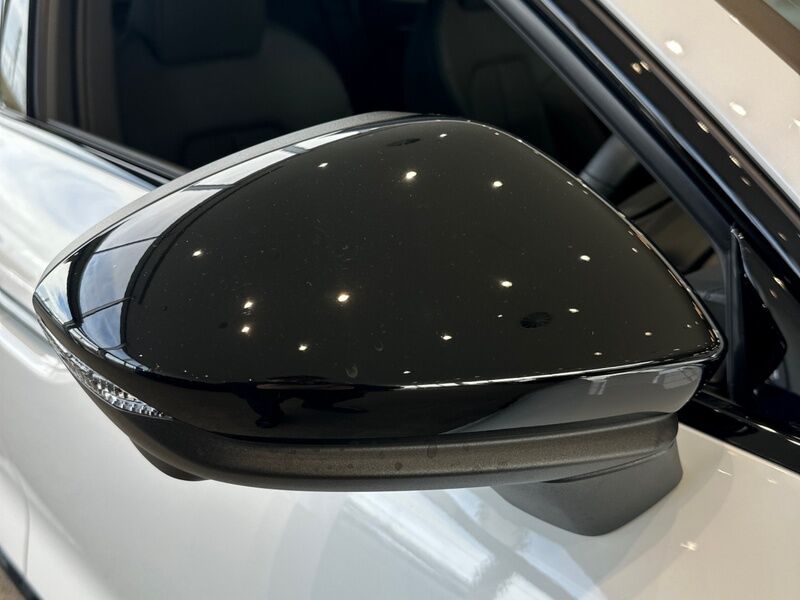 More views of Audi A6