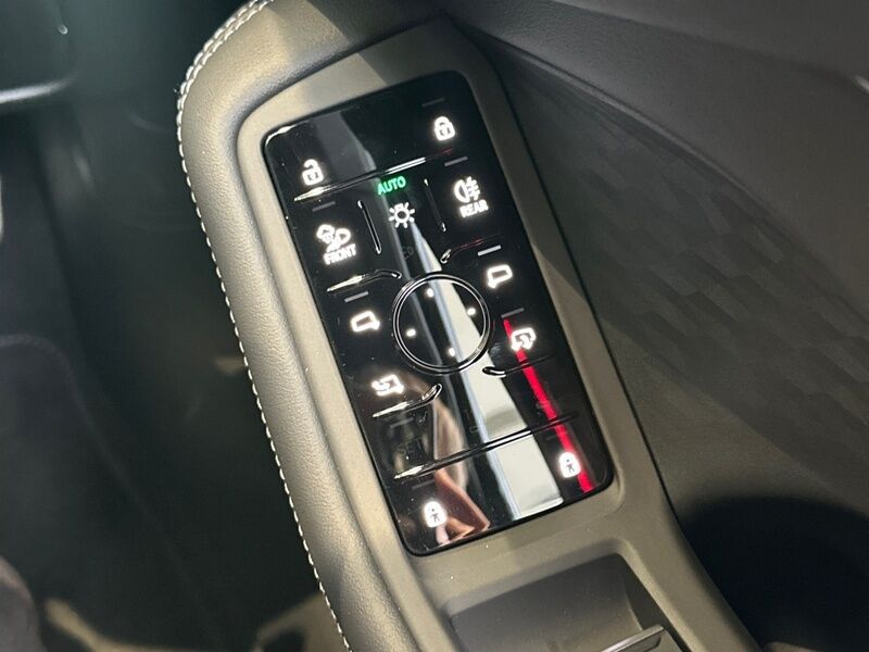 More views of Audi A6