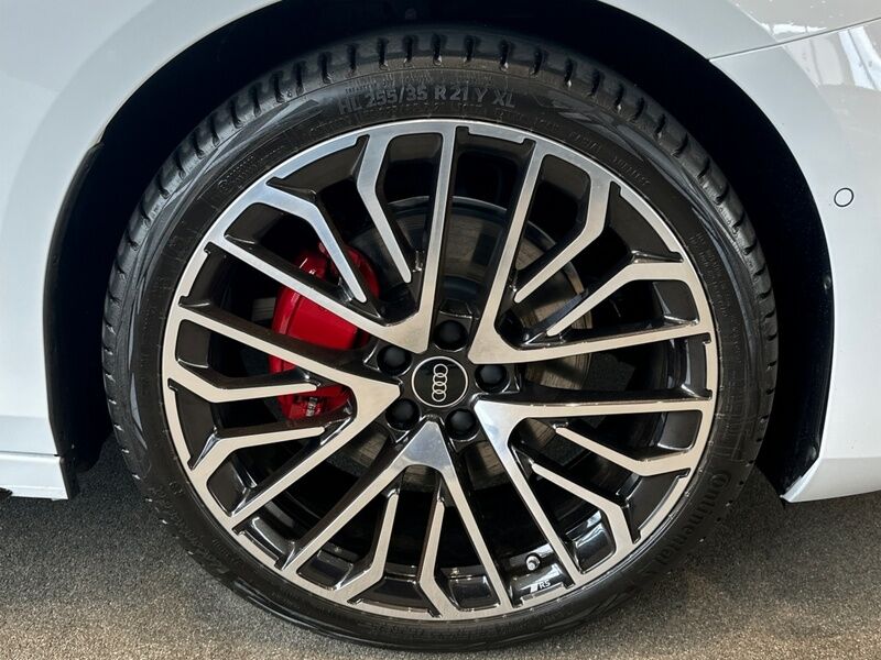 More views of Audi A6