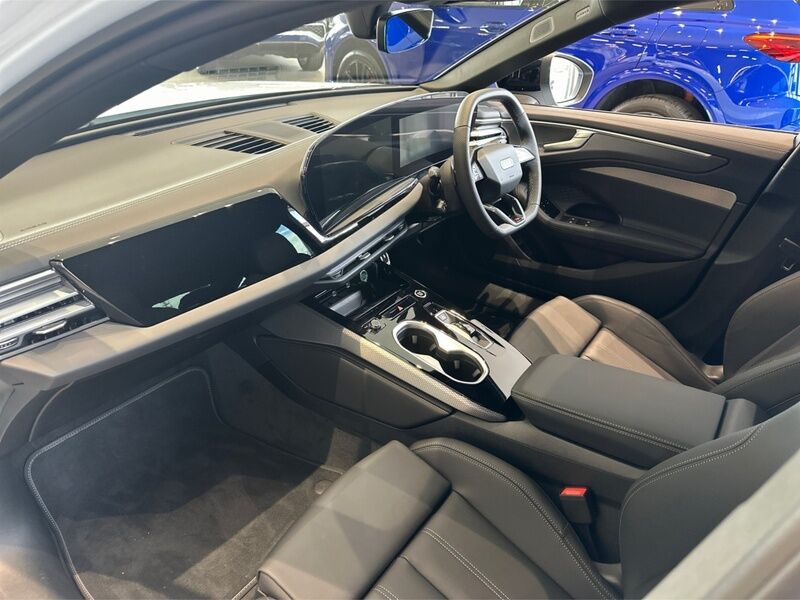 More views of Audi A6