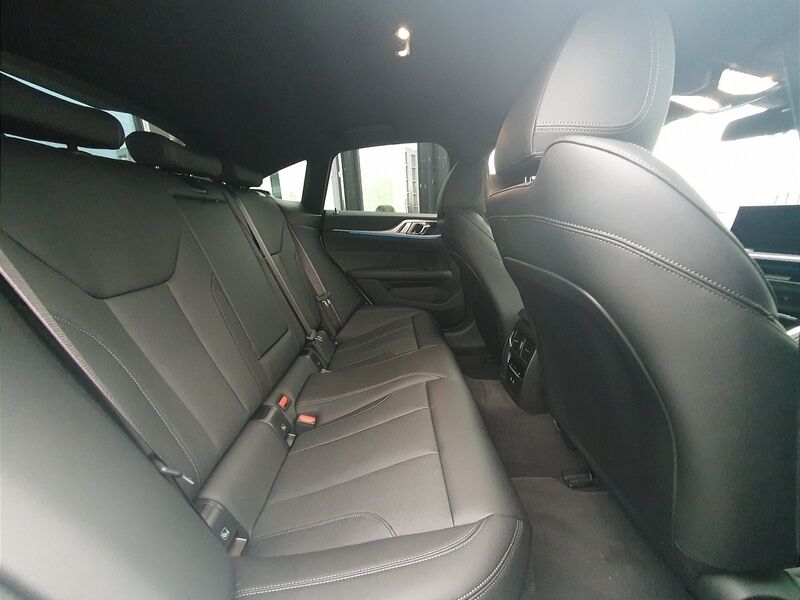 More views of BMW i4