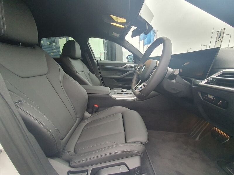 More views of BMW i4