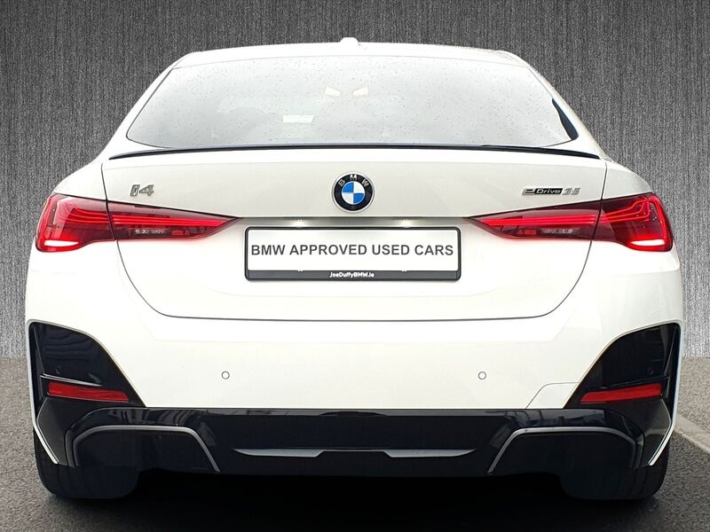 More views of BMW i4