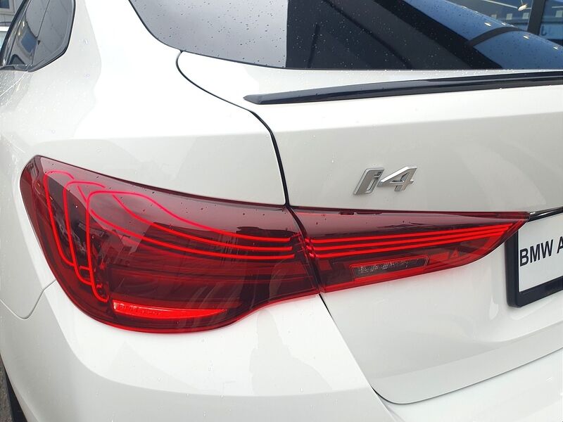 More views of BMW i4