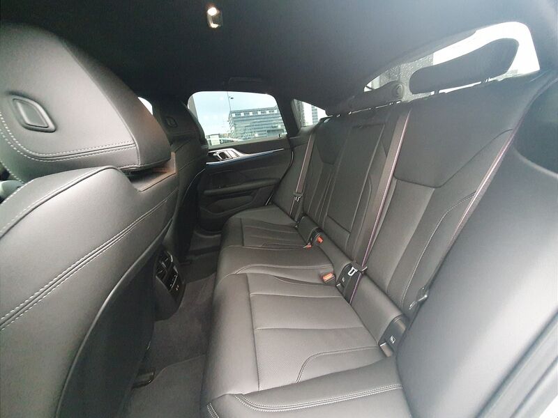 More views of BMW i4