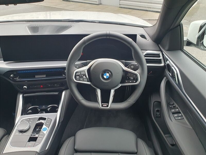 More views of BMW i4