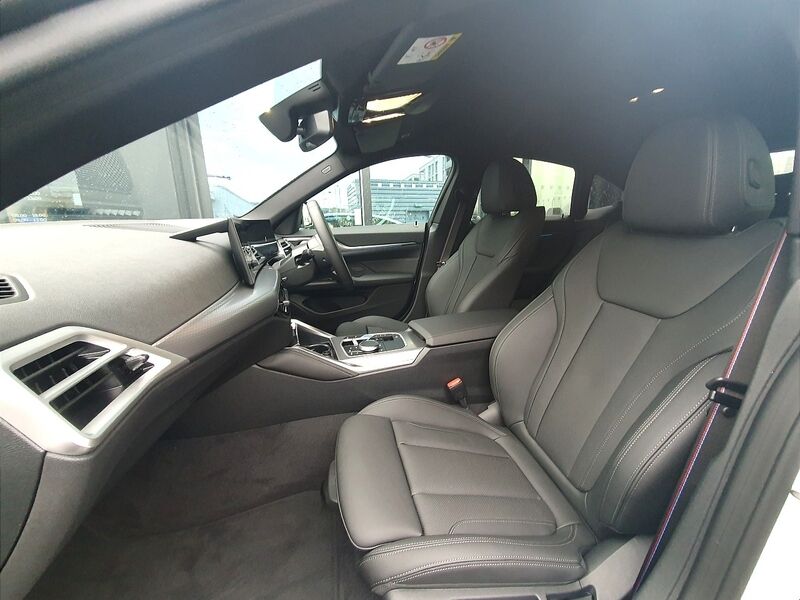 More views of BMW i4