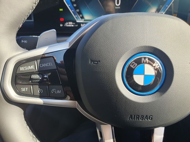 More views of BMW 3-Series