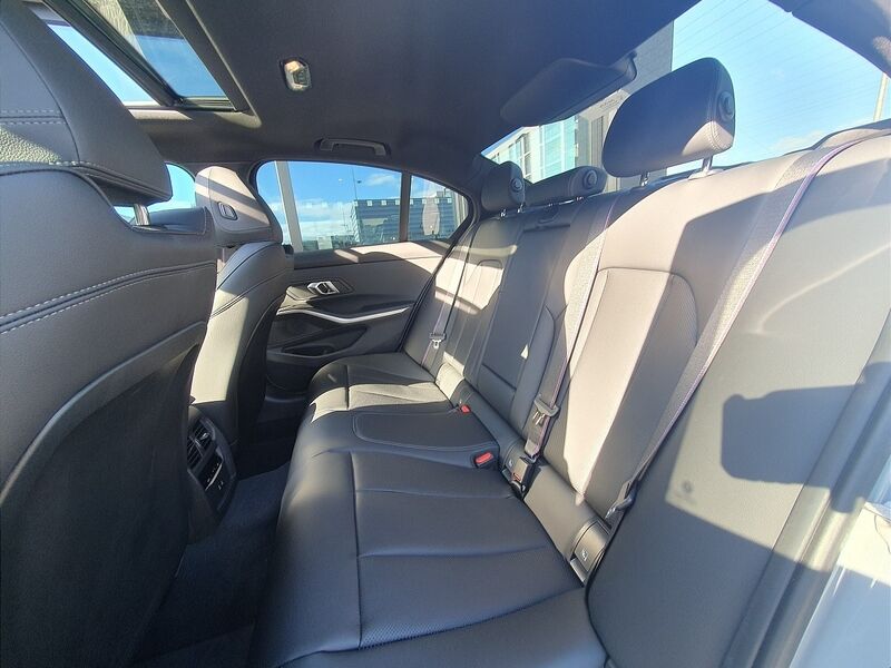 More views of BMW 3-Series