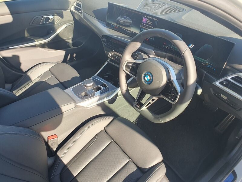 More views of BMW 3-Series