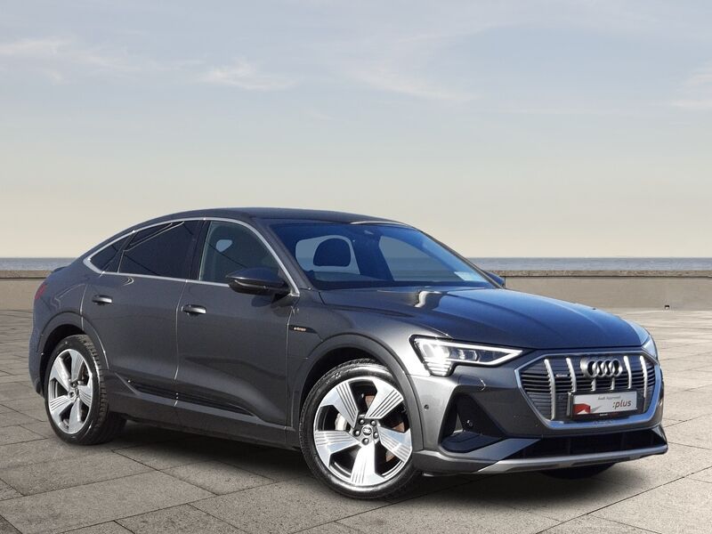 More views of Audi e-tron