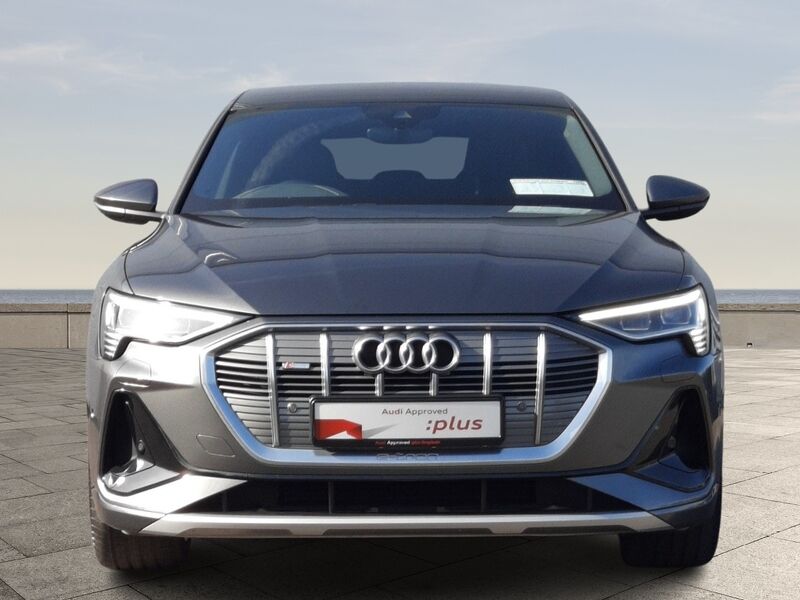 More views of Audi e-tron