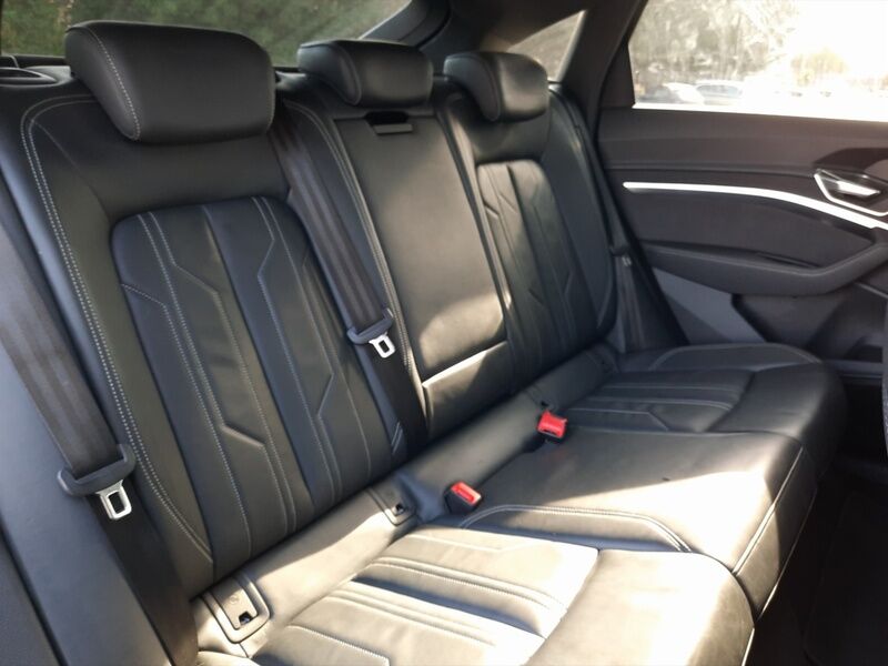 More views of Audi e-tron