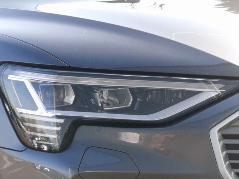 More views of Audi e-tron