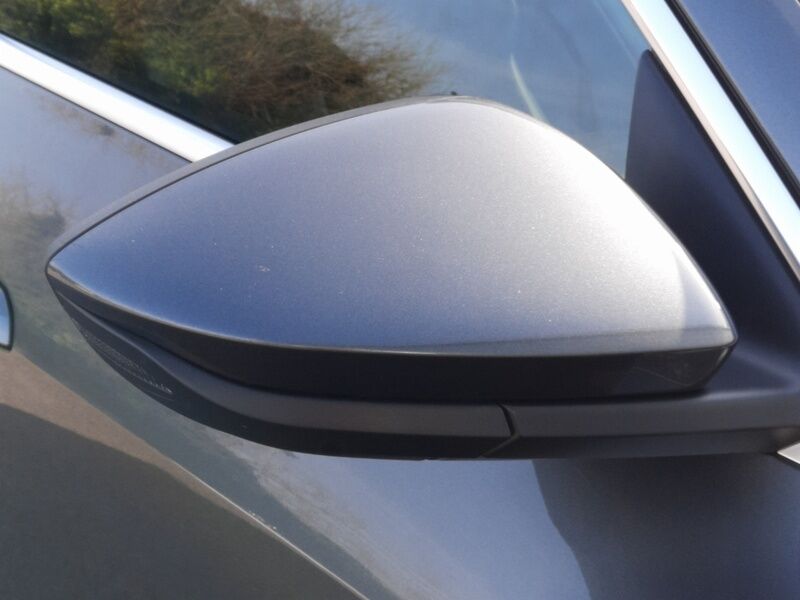 More views of Audi e-tron