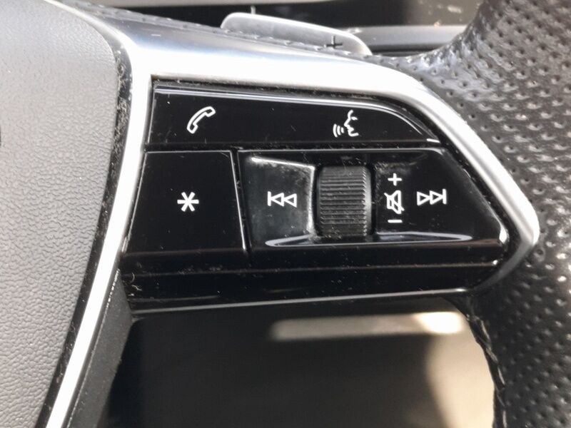 More views of Audi e-tron