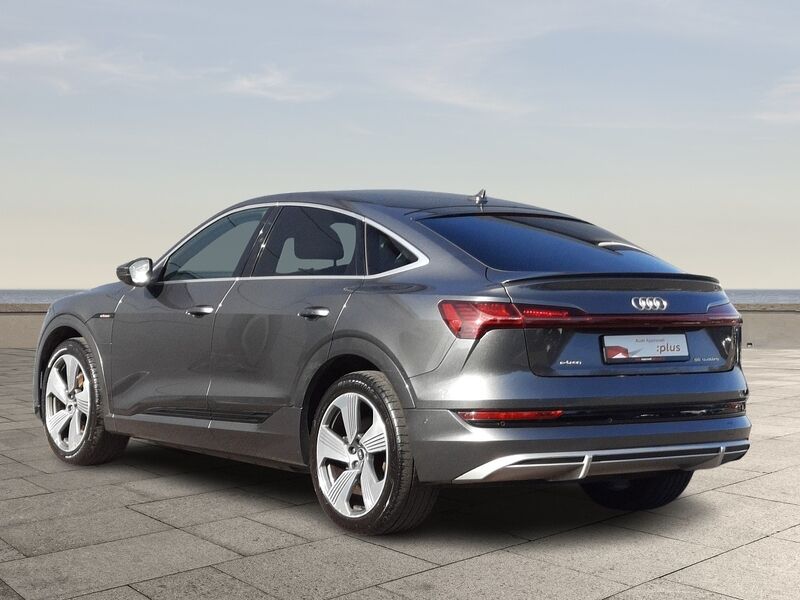 More views of Audi e-tron