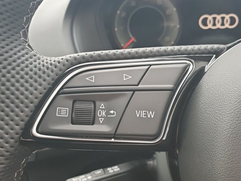 More views of Audi Q2